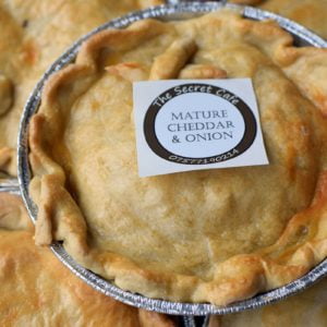Mature Cheddar & Onion Pie (v)